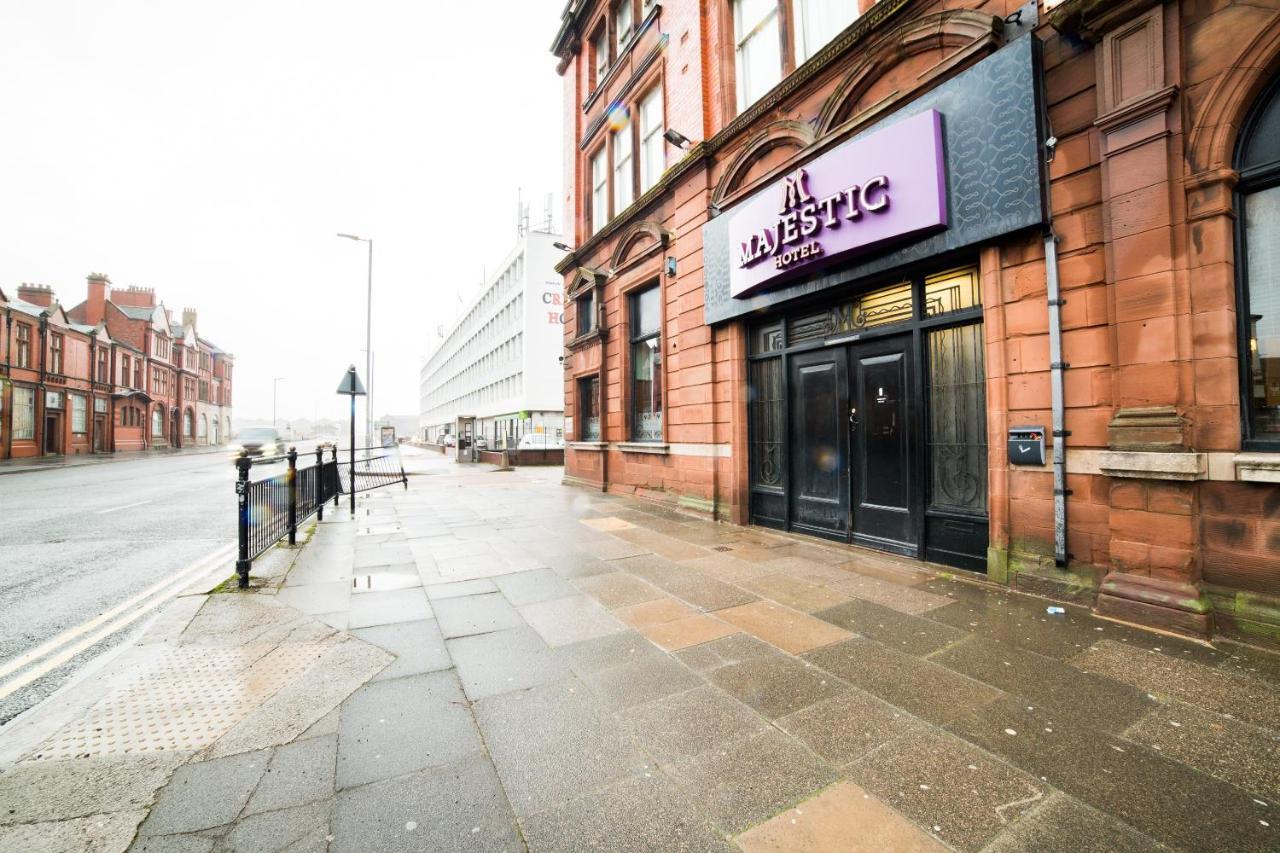 Oyo Hotel Majestic Barrow-in-Furness ภายนอก รูปภาพ