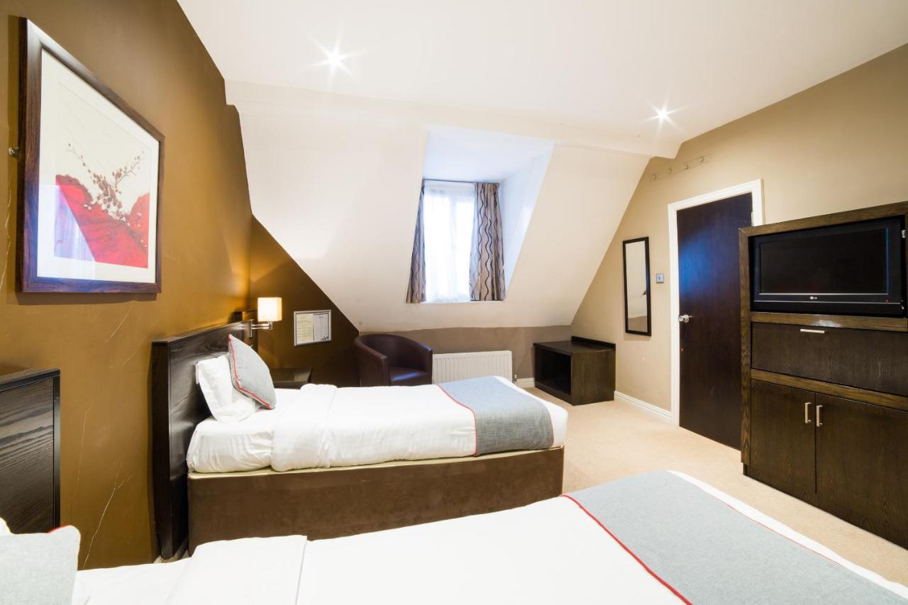 Oyo Hotel Majestic Barrow-in-Furness ภายนอก รูปภาพ