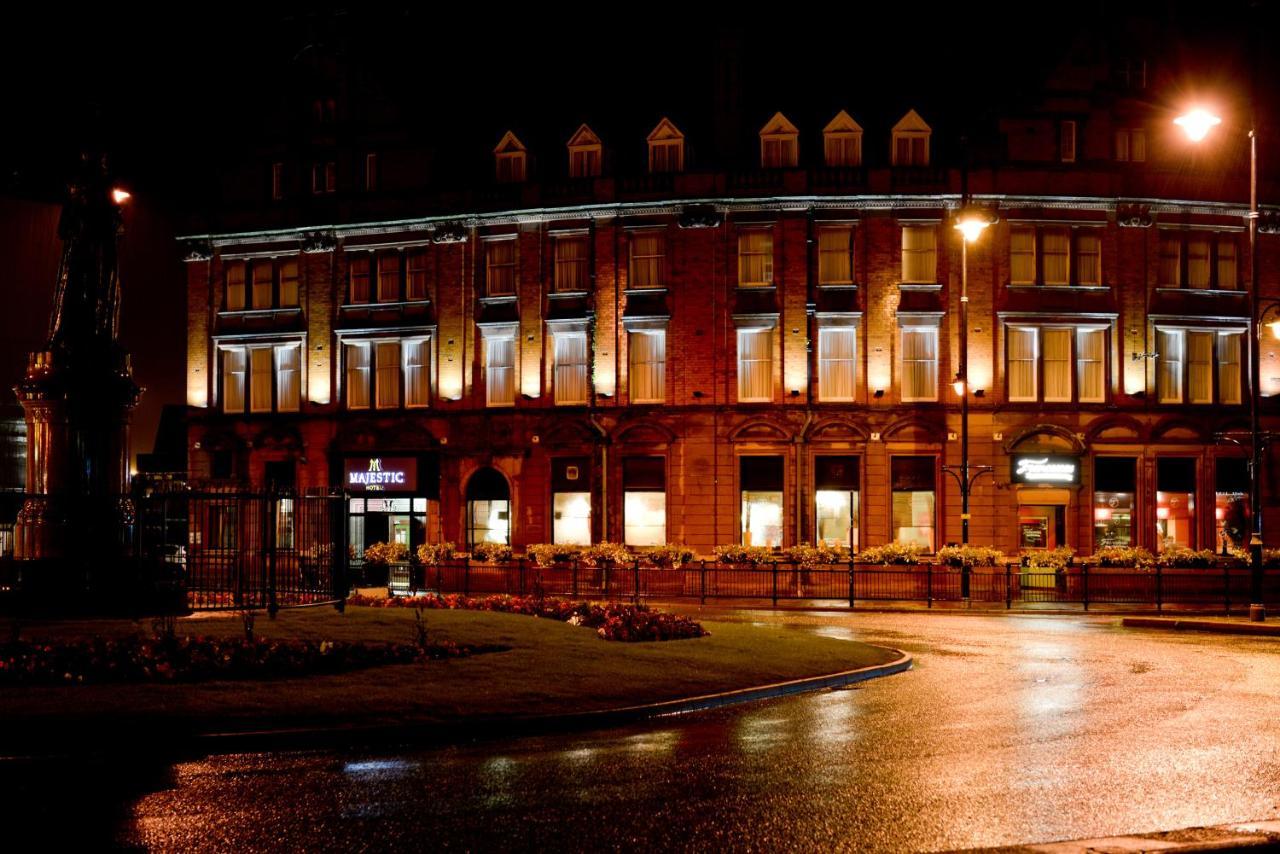 Oyo Hotel Majestic Barrow-in-Furness ภายนอก รูปภาพ